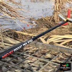 MOJO OUTDOORS POCKET PICK STICK
